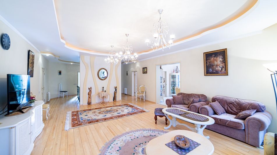 Дом в поселке Троицкое