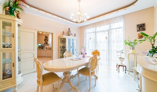 Дом в поселке Троицкое