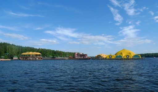 Дом с выходом к воде в Сорокино