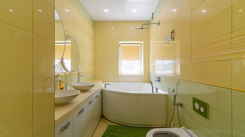 Дом с бассейном в КП Старвиль