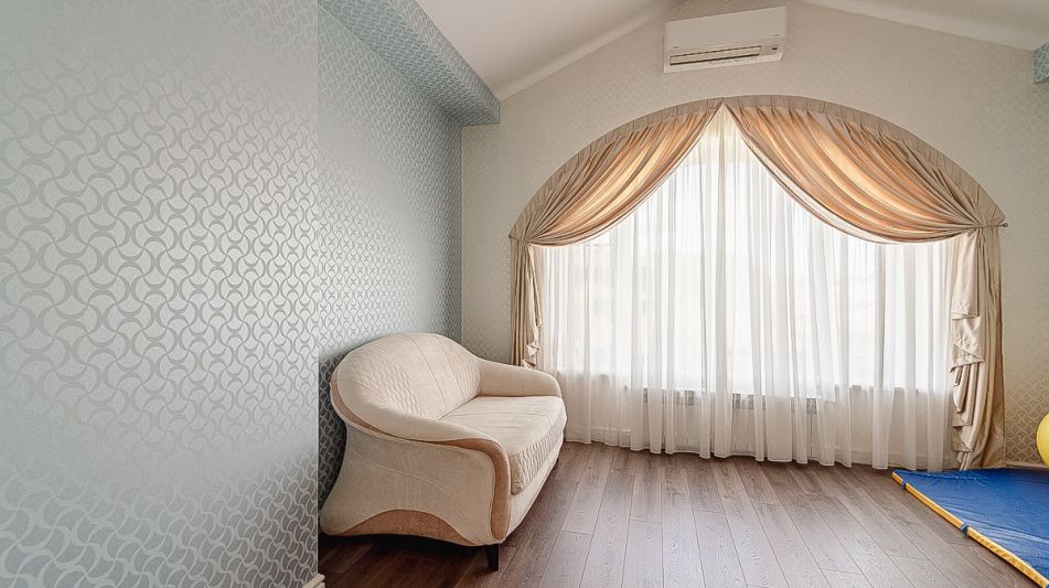 Дом с бассейном в КП Старвиль