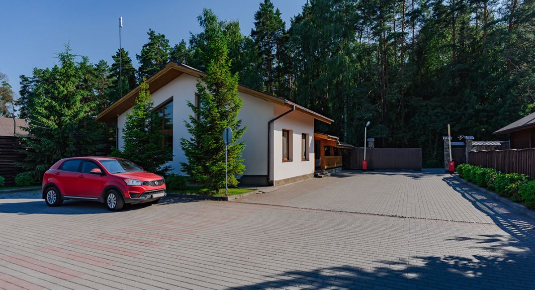 Истра Лэнд