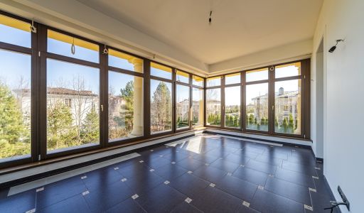 Дом в кп Резиденция Монолит