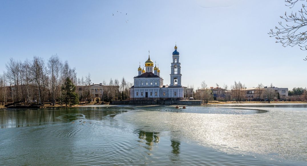 Резиденция Монолит