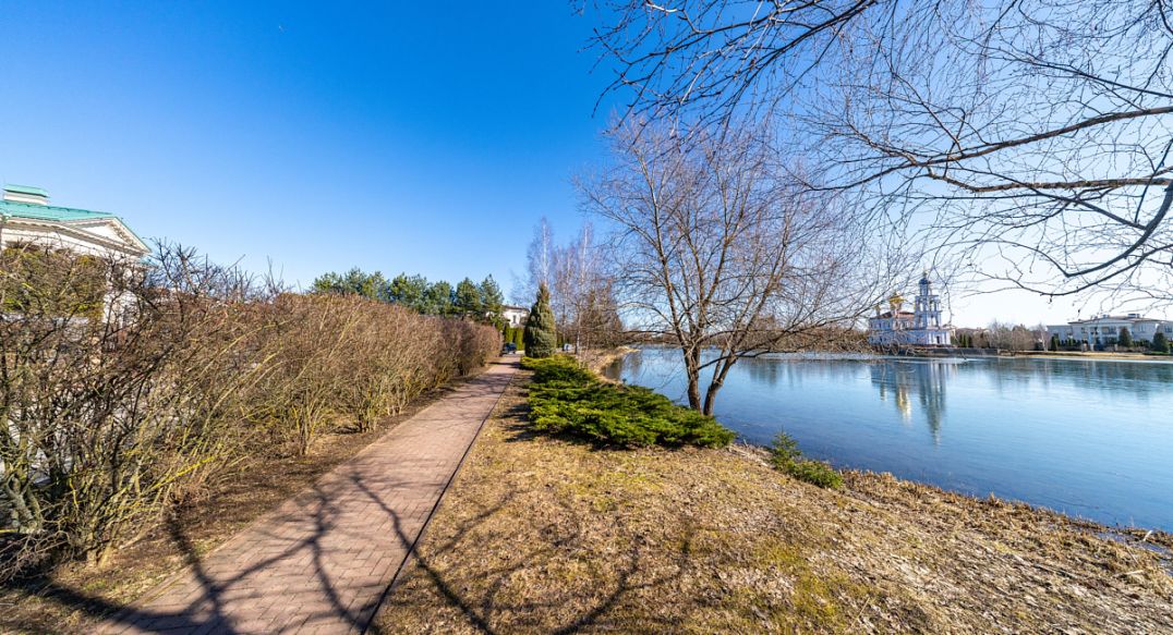 Резиденция Монолит