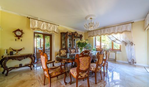 Дом с бассейном в КП Лазурь