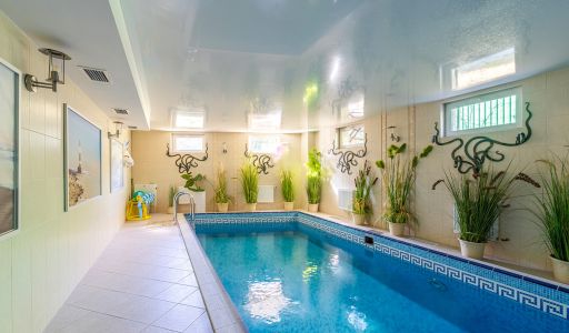 Дом с бассейном в КП Лазурь