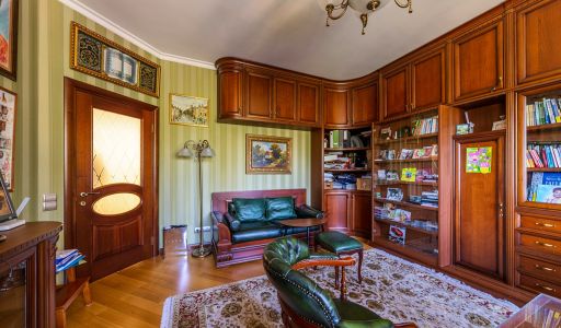 Дом с бассейном в КП Лазурь