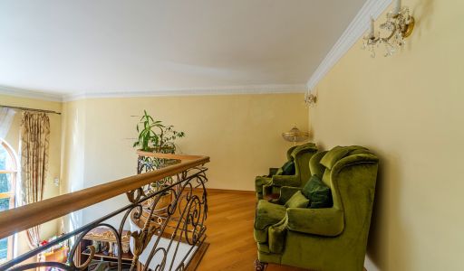 Дом с бассейном в КП Лазурь