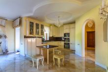 Дом с бассейном в КП Лазурь