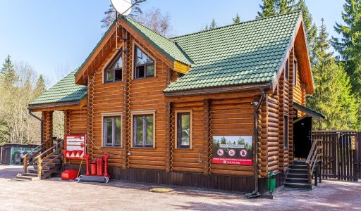 Дом из бруса у воды в КП Айвери