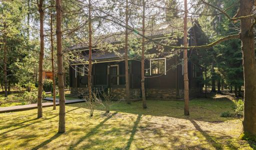 Дом из бруса у воды в КП Айвери