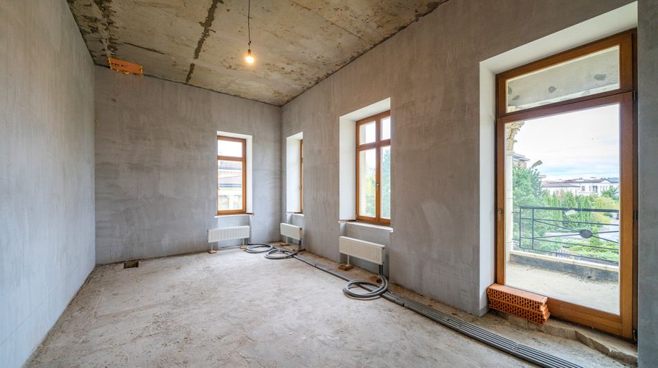 Дом под отделку в КП Монолит