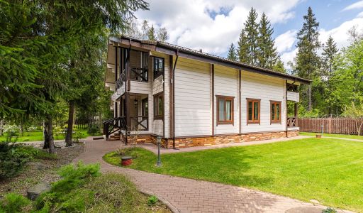 Дом в лесу в КП Руза Фэмили Парк