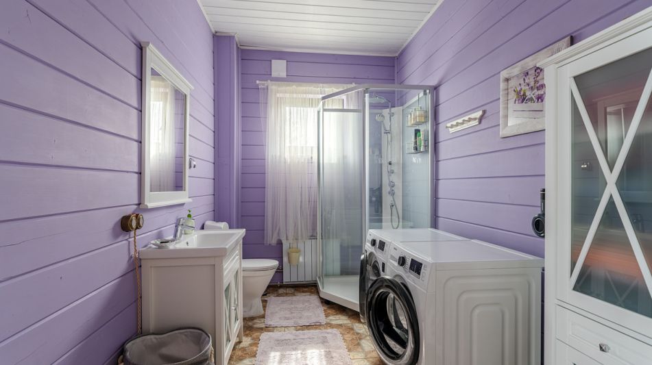 Деревянный дом в Московском море