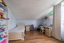 Деревянный дом в Московском море