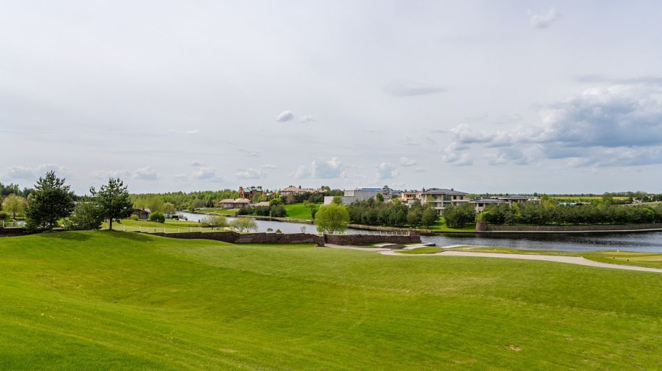 Участок в Завидово Гольф