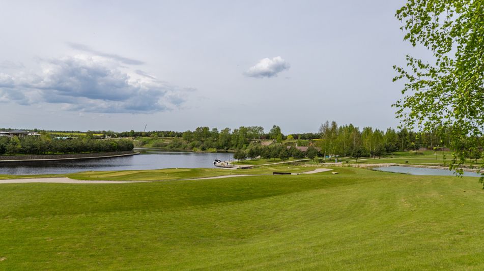 Участок в Завидово Гольф
