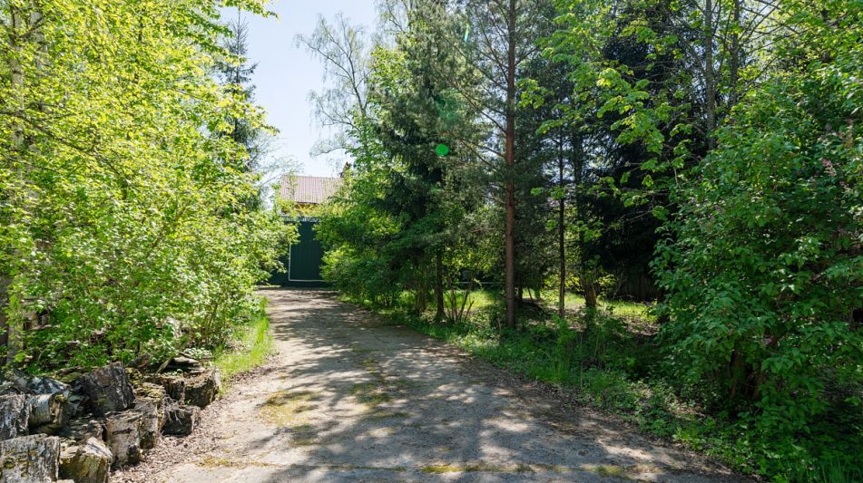 Усадьба в лесу в Таганьково