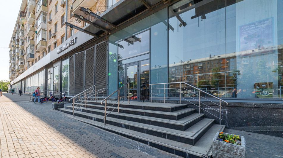 Коммерция в Ломоносовском районе