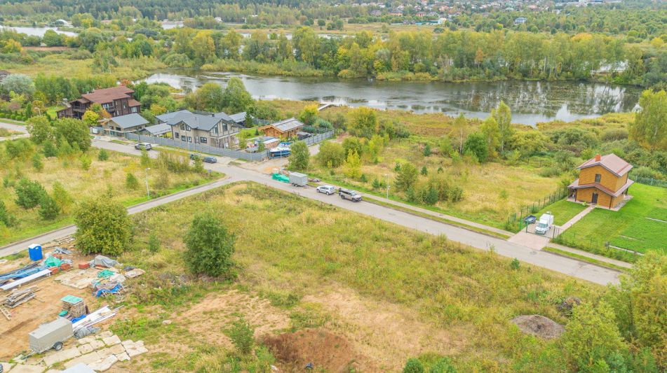 Участок в КП Аврора