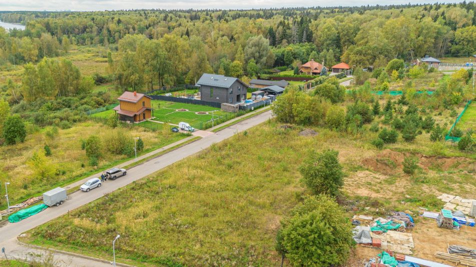 Участок в КП Аврора