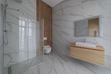 Дом с бассейном в Ренессанс парк