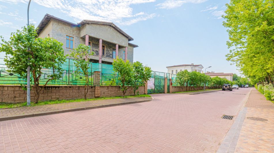 Дом без отделки в КП Монолит