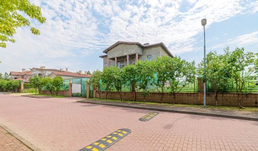 Дом без отделки в КП Монолит