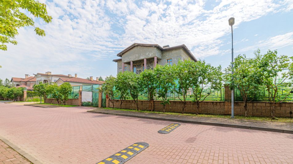 Дом без отделки в КП Монолит