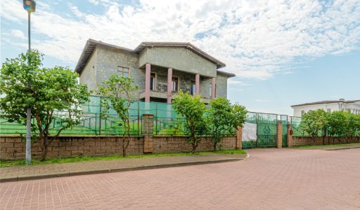 Дом без отделки в КП Монолит