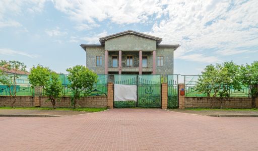 Дом без отделки в КП Монолит