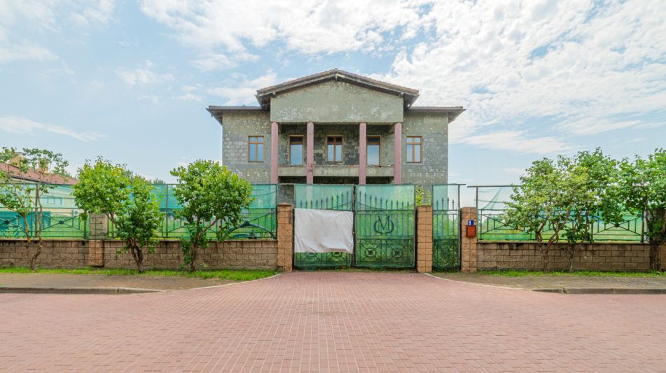 Дом без отделки в КП Монолит