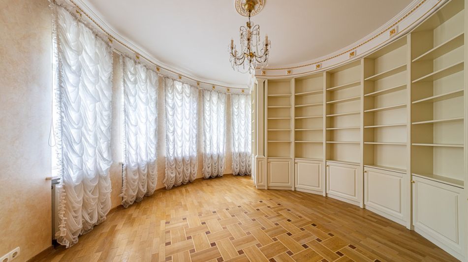 Классический особняк в КП Сосны-1