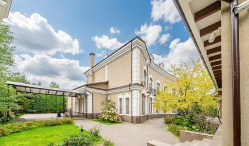 Классический дом в КП Новахово