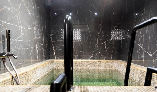 Резиденция у воды