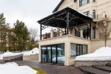 Резиденция у воды