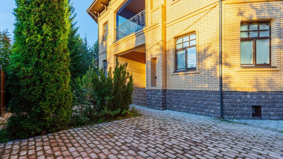 Кирпичный дом в Краснознаменске