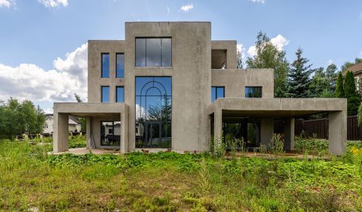 Дом у леса в послеке Ивановское