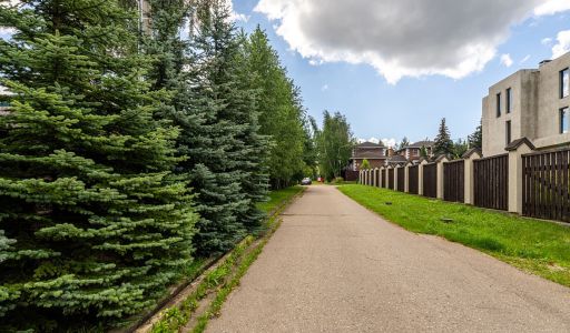 Дом у леса в послеке Ивановское