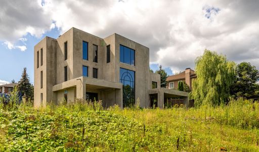 Дом у леса в послеке Ивановское