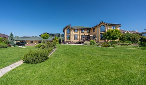 Дом с отделкой в Аква Вилле