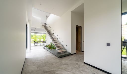 Дом с видом на воду в Славково