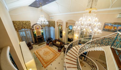 Роскошный дом в Горки-7
