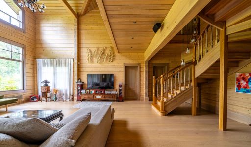 Стильный дом из бруса в Фокс Хилс