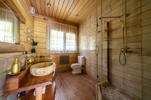 Стильный дом из бруса в Фокс Хилс