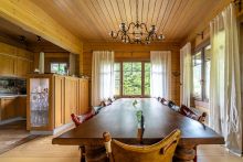 Стильный дом из бруса в Фокс Хилс