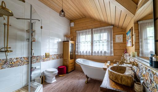 Стильный дом из бруса в Фокс Хилс