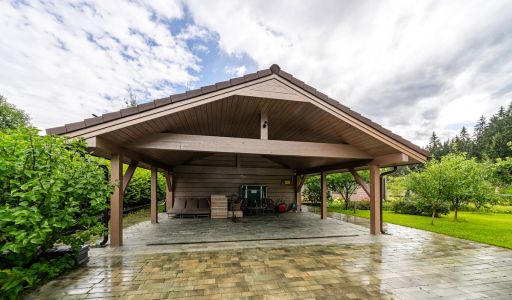 Стильный дом из бруса в Фокс Хилс