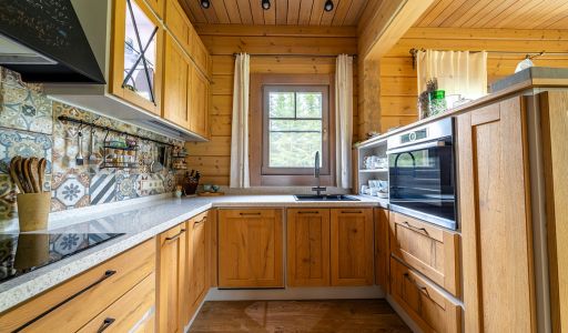 Стильный дом из бруса в Фокс Хилс